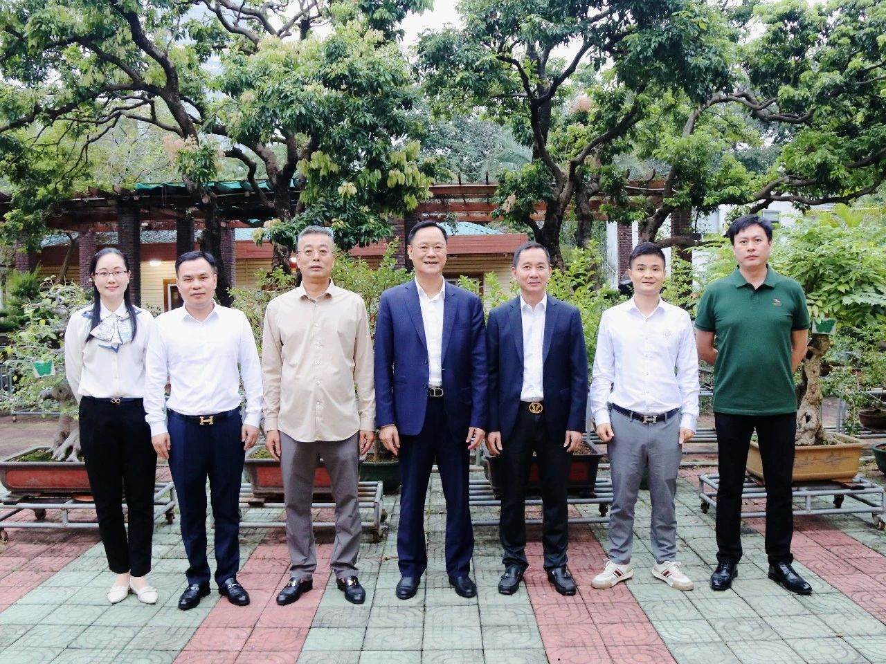 拜访活动 | 黄时余会长带队拜访名誉会长卢德厚