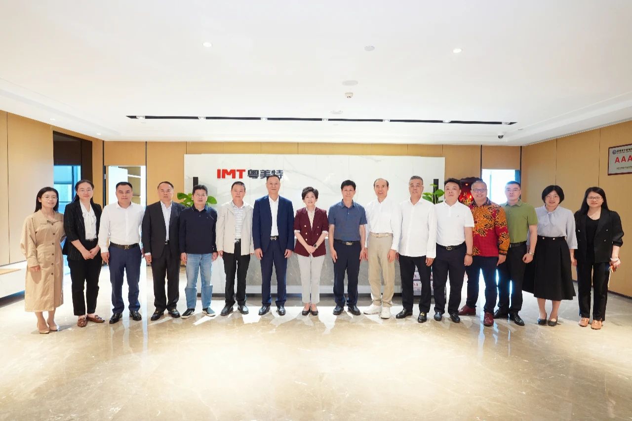 政企互动 | 揭阳市委统战部副部长、市工商联党组书记江淑茹，揭阳日报社社长袁惠亮一行莅临深圳市揭阳商会